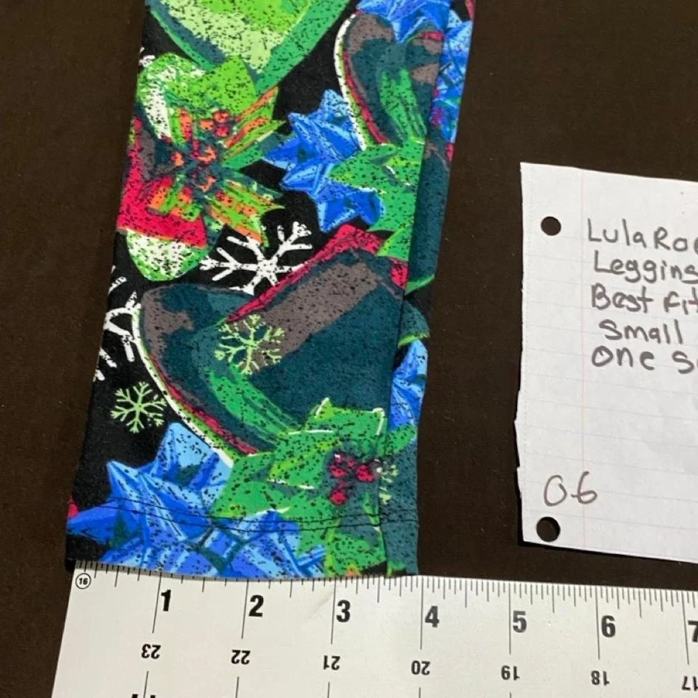 LulaRoe leggings multicolor legging one size best fits à teen (14-16). SKU-B500
